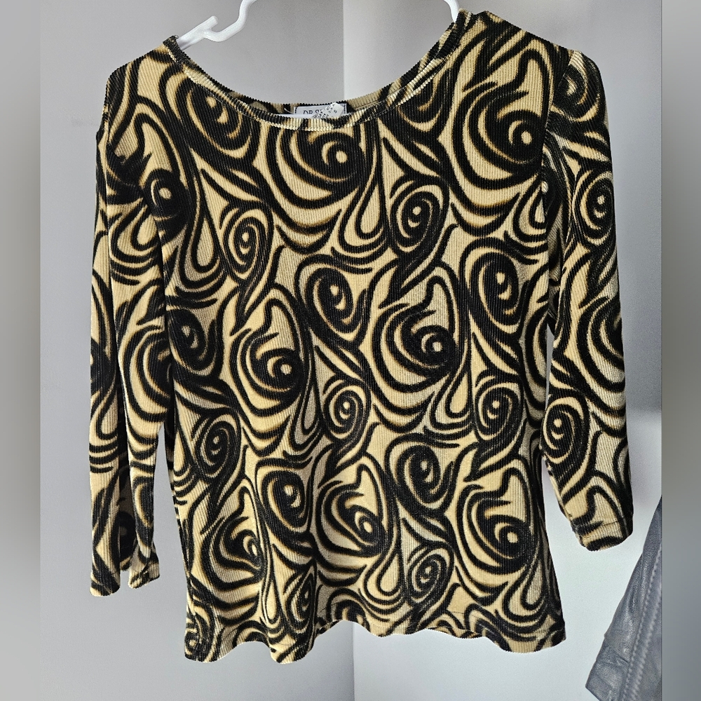 Vintage Velvet Swirly Top by D.B. sport